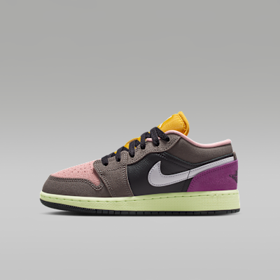 NIKE公式】エア ジョーダン 1 LOW SE ジュニアシューズ NIKE公式】エア ジョーダン 1 LOW SE ジュニアシューズ